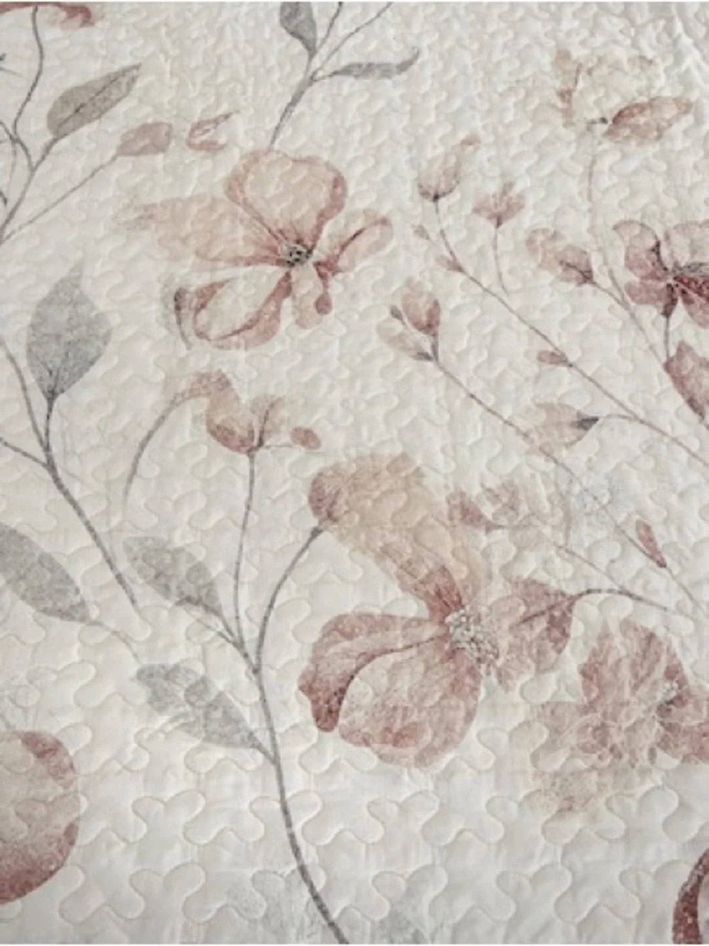 Floral Quilt Set in Blush and Gray Queen 3 piece set